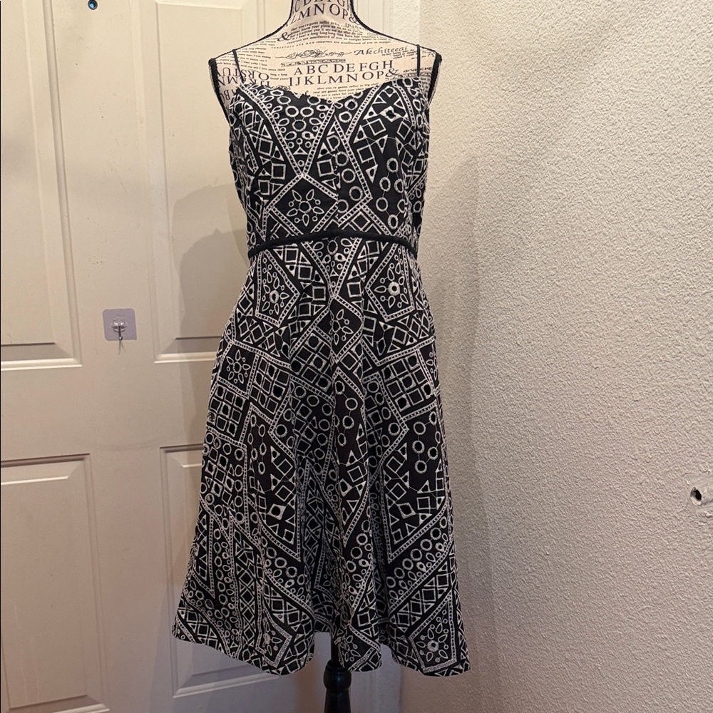 Banana Republic Black and White Patterned Midi Dress